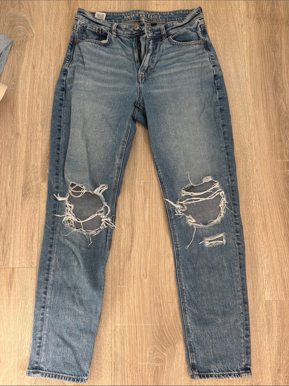 American Eagle Outfitters Women's Ripped Light Blue Skinny Jeans
